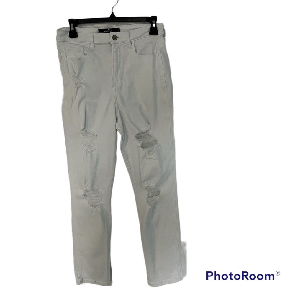 Hollister Ultra High Rise Mom Jeans